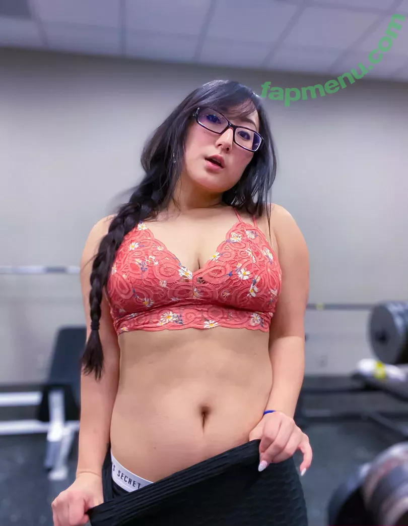 Bitesizedmeg nude photo #0299 (BiteSized_Meg)