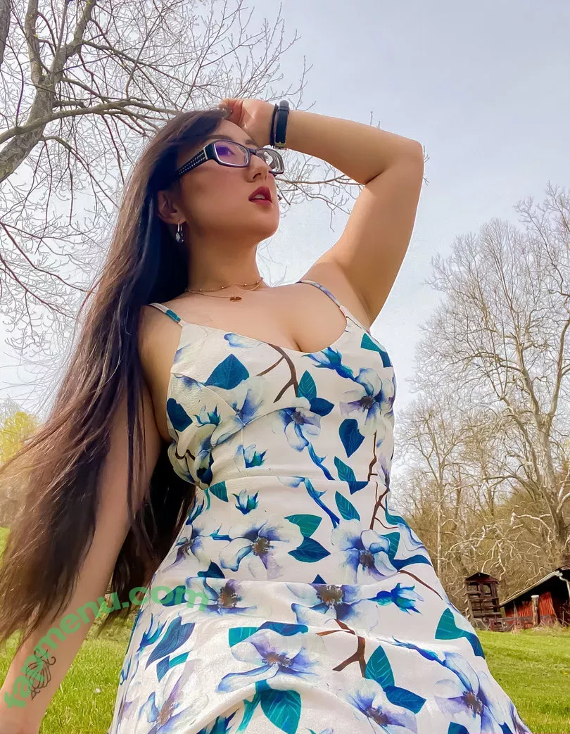 Bitesizedmeg nude photo #0334 (BiteSized_Meg)