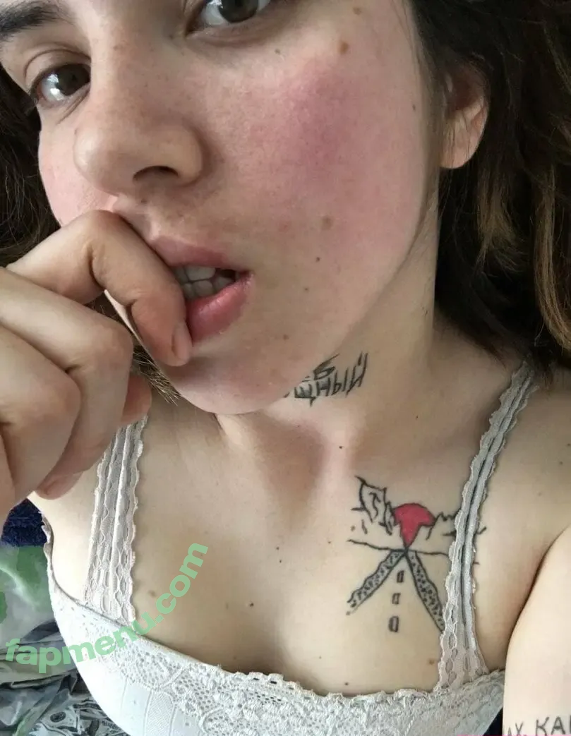 bitterhoney99 nude photo #0024 (bitterhoney99)