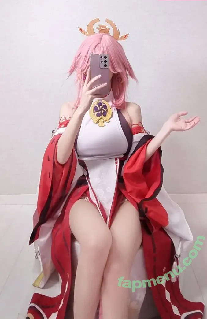 Biya nude photo #0006 (biya1024)