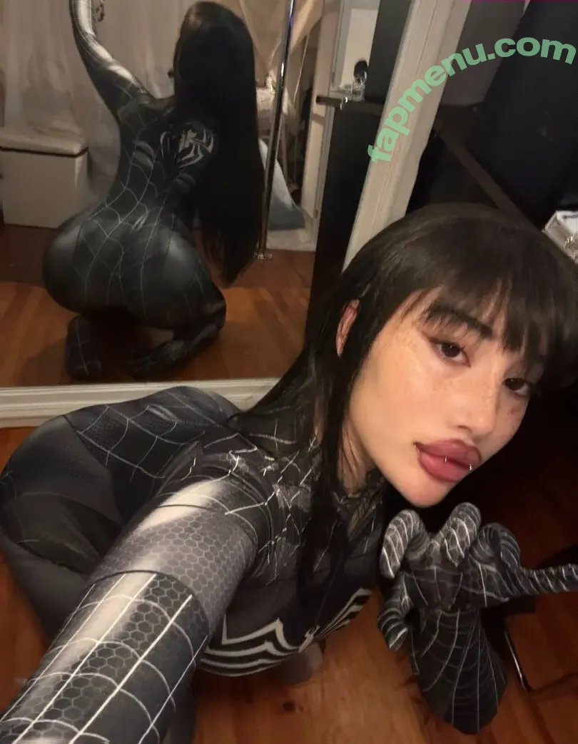 bjdmuse nude photo #0044 (Stripperdoll / stripperd0ll)