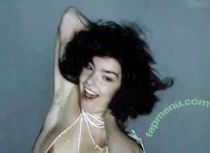 Björk / bjork nude photo #0012