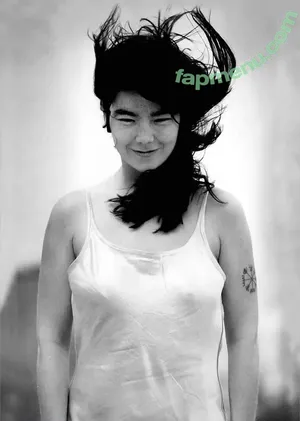 Björk / bjork nude photo #0020