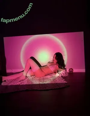 bl0ve3 / blovee.1 nude photo #0087