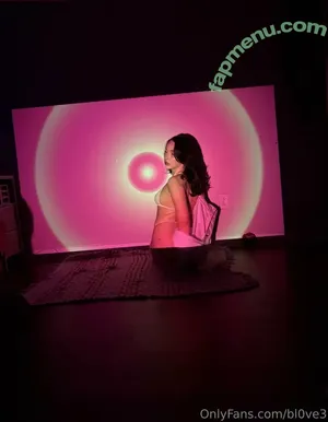bl0ve3 / blovee.1 nude photo #0097