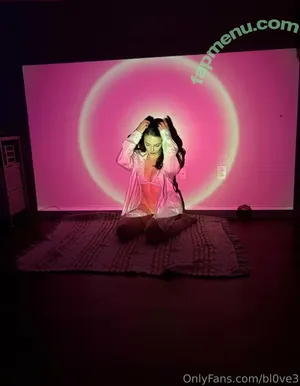 bl0ve3 / blovee.1 nude photo #0102