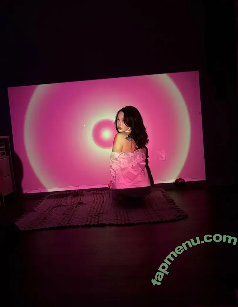 bl0ve3 nude photo #0100 (blovee.1)