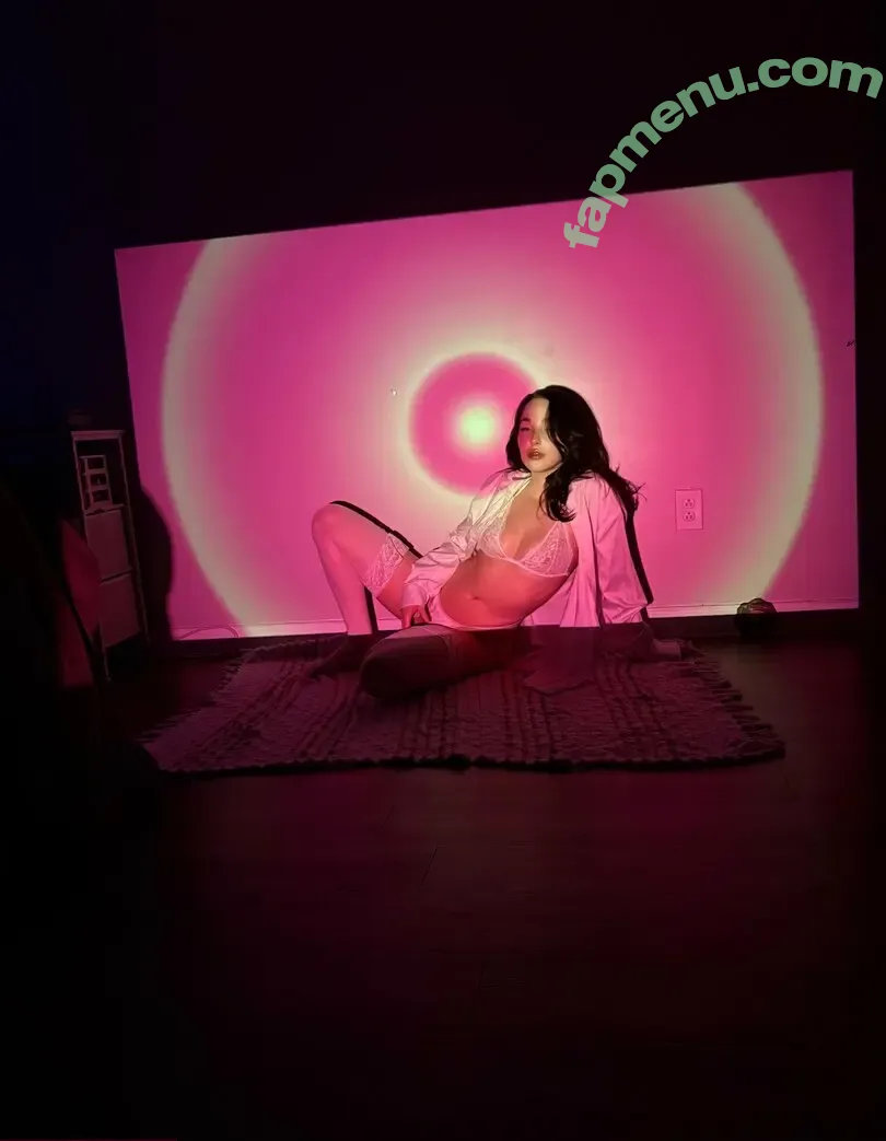 bl0ve3 nude photo #0101 (blovee.1)