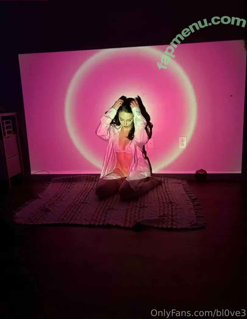 bl0ve3 nude photo #0102 (blovee.1)