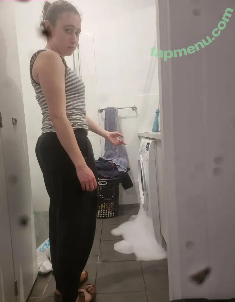 Blabs nude photo #0052 (blabberingcollector / blakeblossomfree)