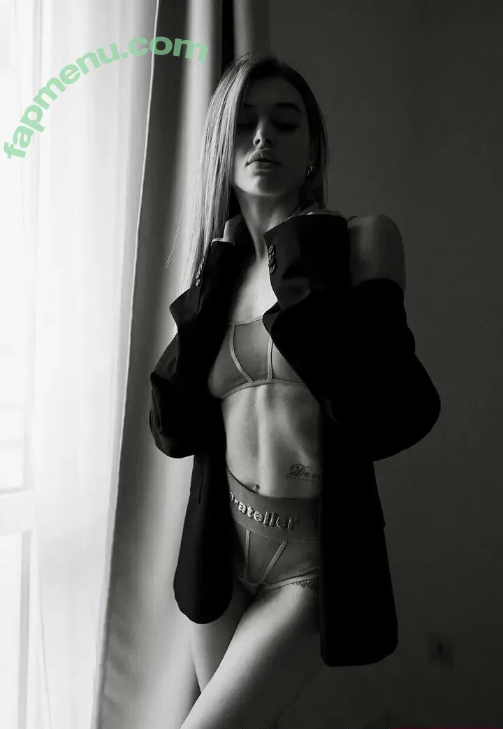 black_mercedes nude photo #0035 (black_mercedesx2)