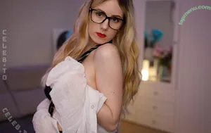 blackbee_lili / Not_YourGirl / blackbee_lil nude photo #0082