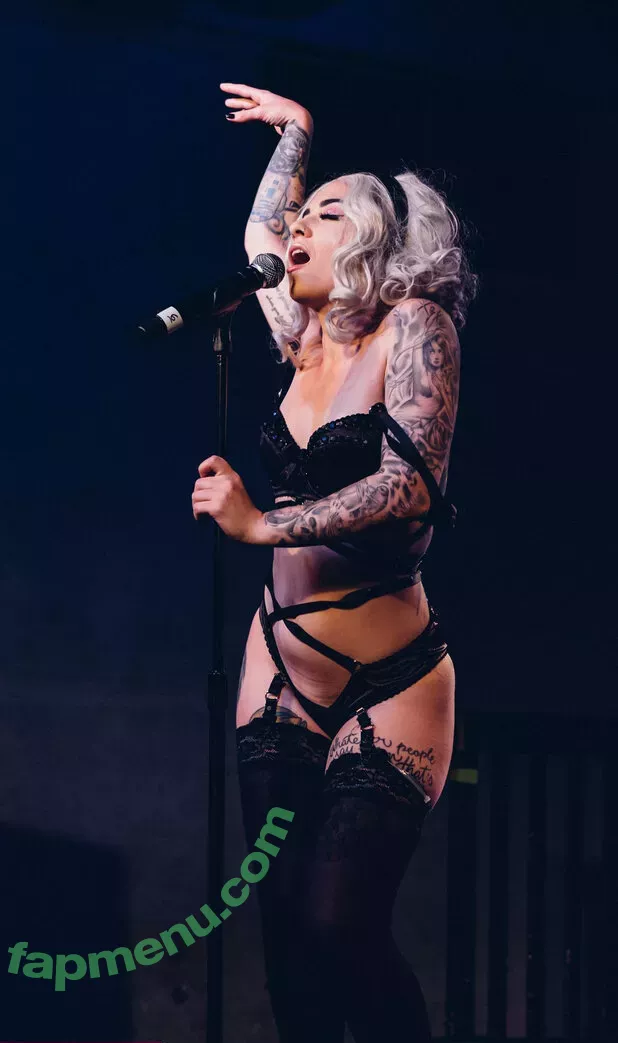 blackheartburlesque nude photo #0002 (sgblackheartburlesque)