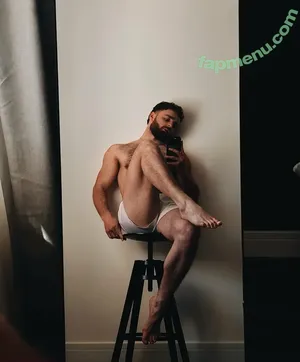  nude photo #0001
