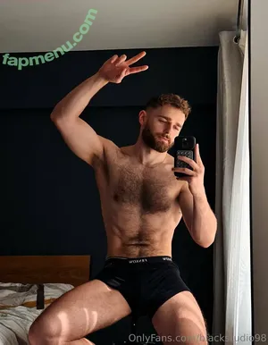  nude photo #0002