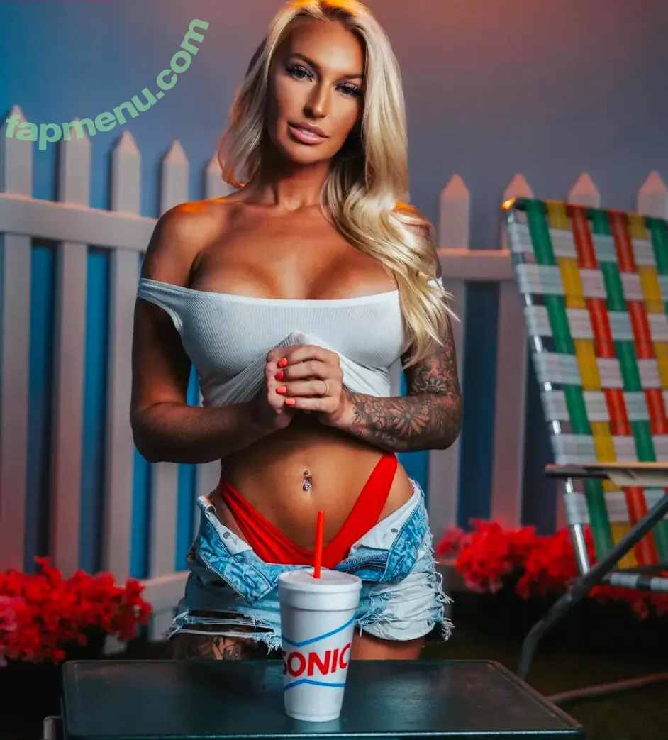 Blacktoppingblondie nude photo #0011 (Alex Hannah / blondehairedblondie)