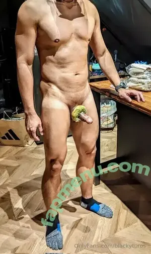 blackyturos / 6lack nude photo #0016