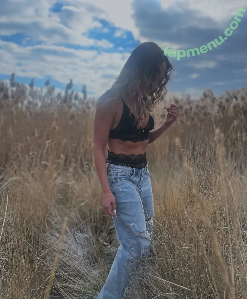 Blair Hollow nude photo #0027 (Hollow_blair / blairhollow)