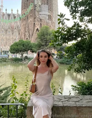 blair_pikkyy / blondeblair82 nude photo #0045