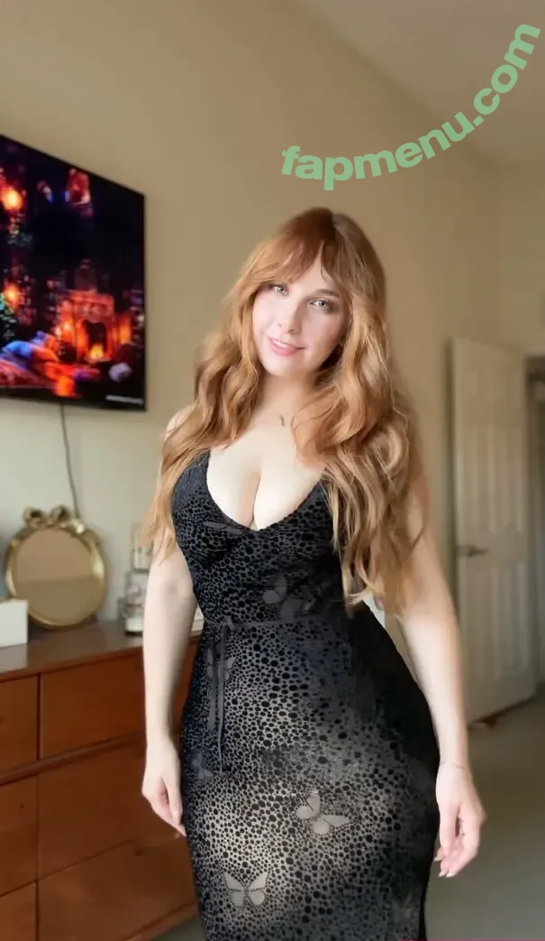 blairbinitv nude photo #0025 (blairbinii)