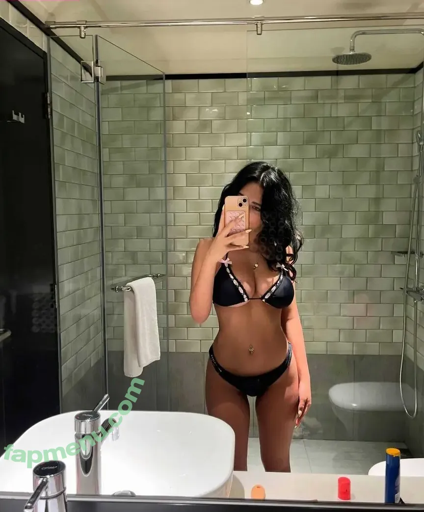 Blaise De Vos nude photo #0121 (Blazingggblaiseee / blazingggblaiseeee)