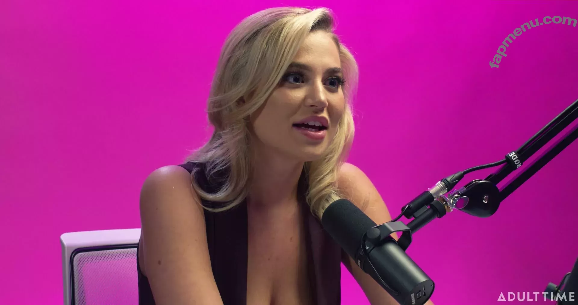 Blake Blossom nude photo #1512 (blake / blake_blossom.b / blakeblossomxxx)