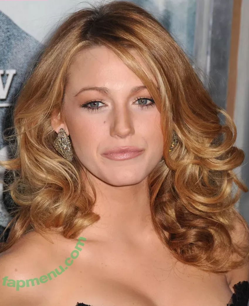 Blake Lively nude photo #0327 (blakelively)