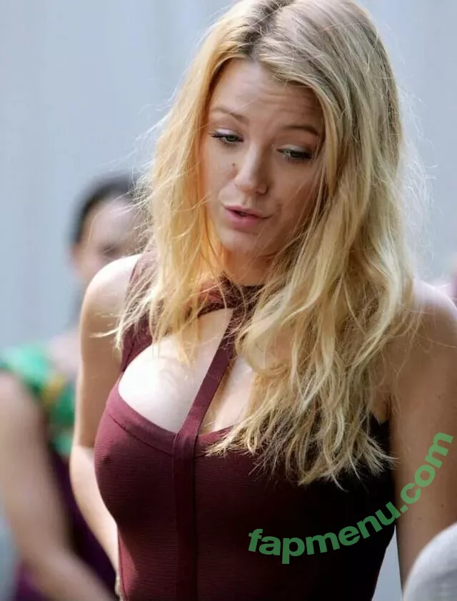 Blake Lively nude photo #0922 (blakelively)