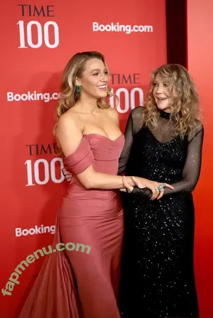 Blake Lively / blakelively nude photo #1253