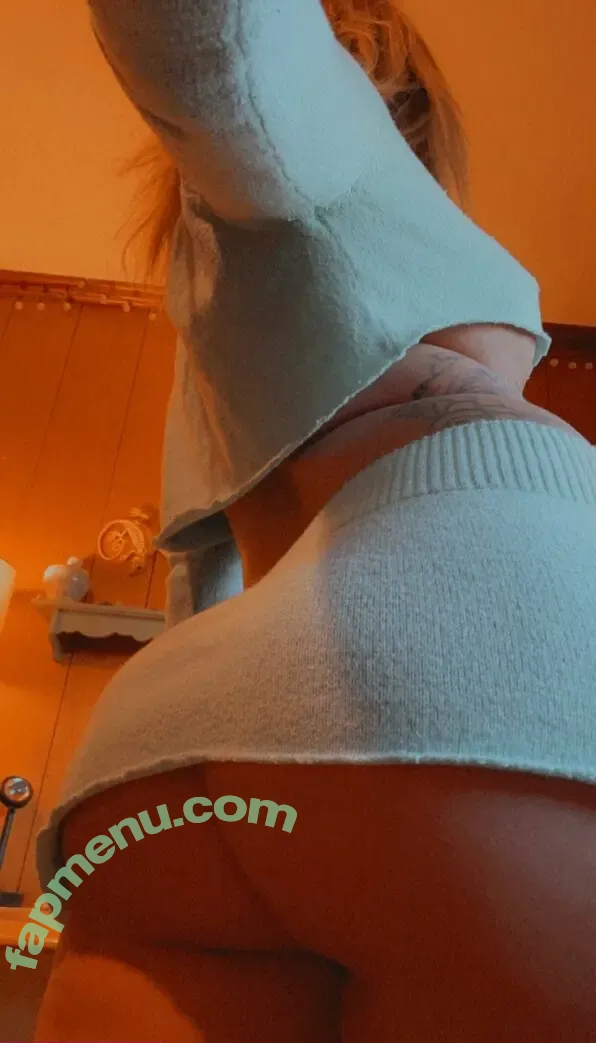 blakelyhere nude photo #0030 (blakelyhere)