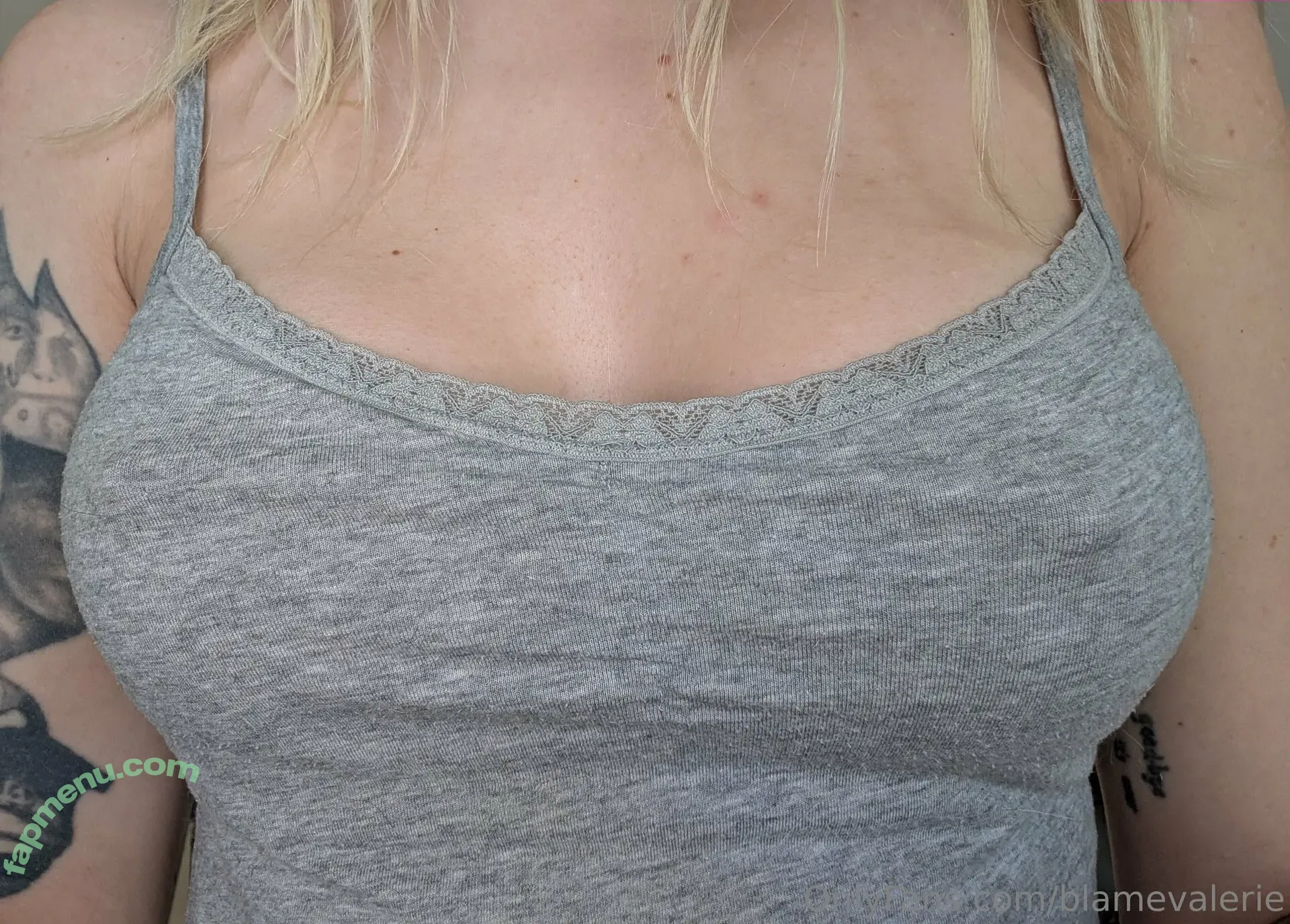 blamevalerie nude photo #0405 (blamevalerie)