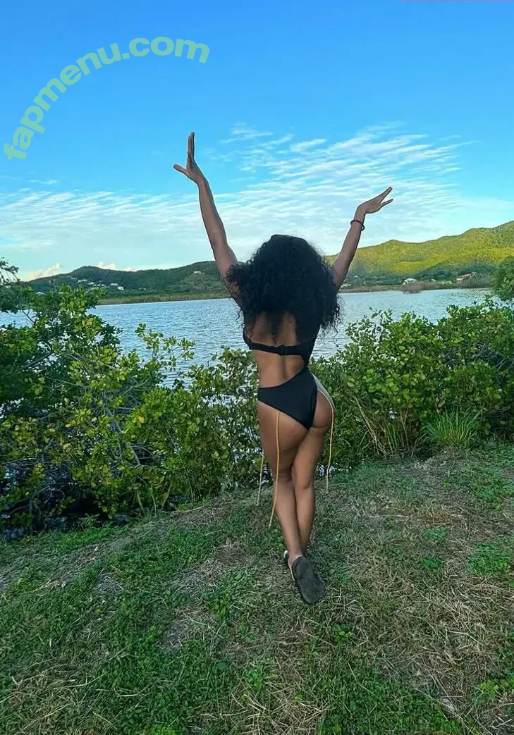 blasianbabylola nude photo #0003 (blasianbabylola)
