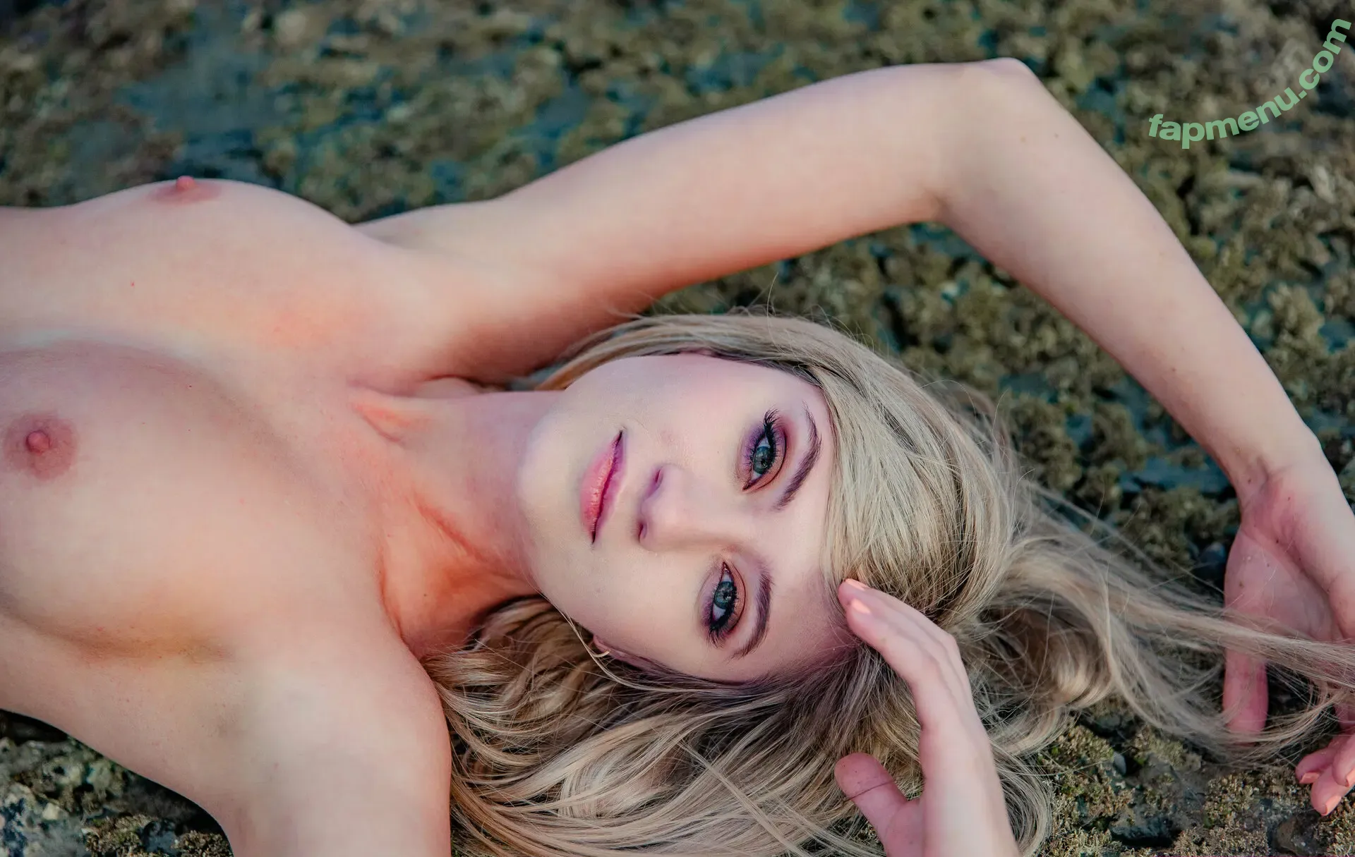Blazefyre nude photo #0011 (itsablazey)