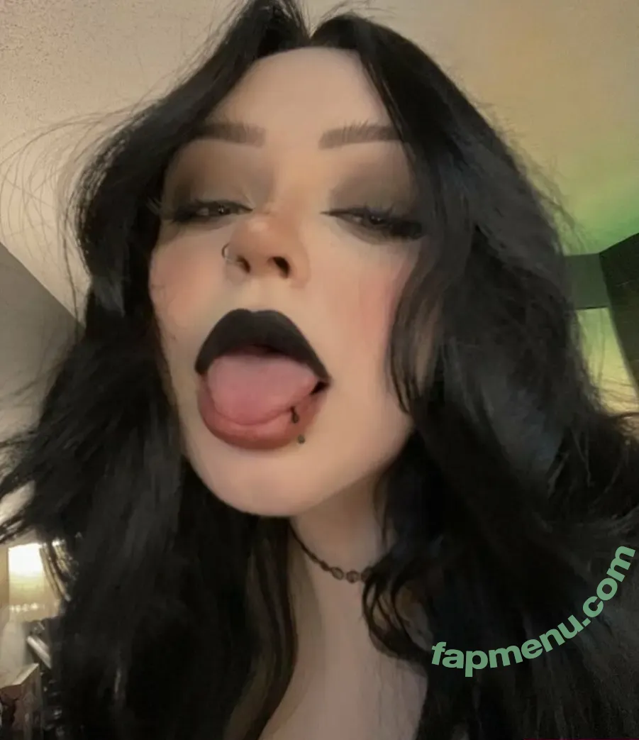 Blazingoth nude photo #0001 (Blazingothx)