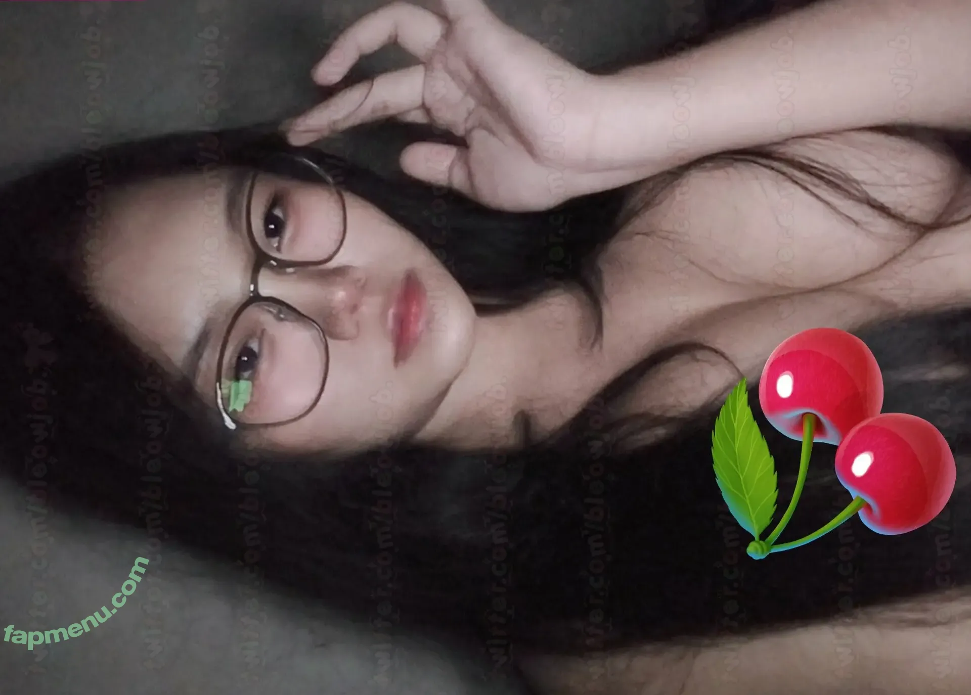 Bleowjob nude photo #0021 (Awaifuu / awaifu / awaifu_u / mychia.)