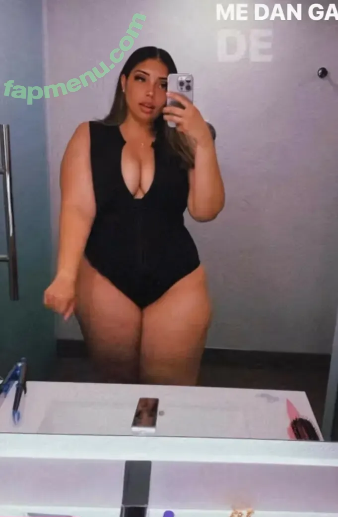 Blessedd.dess nude photo #0017 (Blessedd.dess)