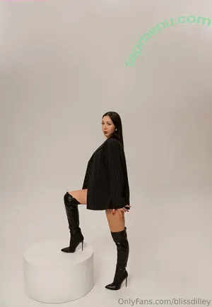 blissdilley / blisslilley nude photo #0001