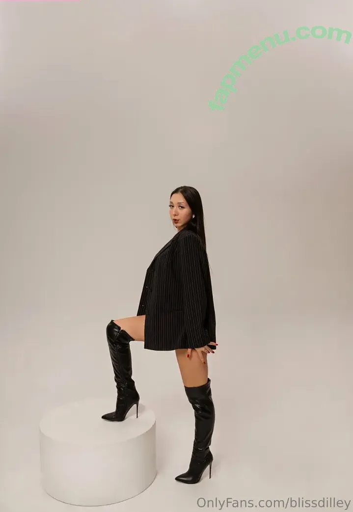 blissdilley nude photo #0001 (blisslilley)