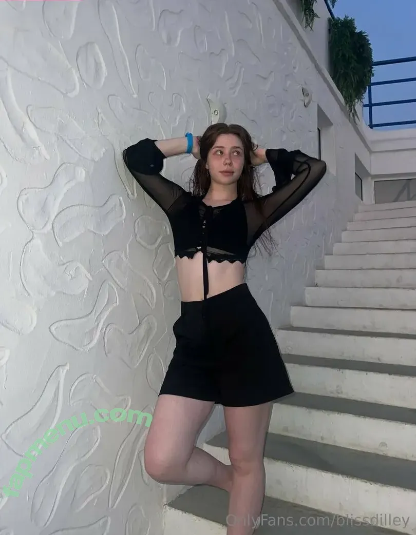 blissdilley nude photo #0018 (blisslilley)