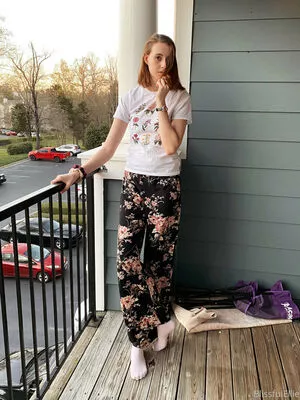 blissfulellie / Ellie Burns / EllieBlissful nude photo #0031