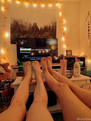 blissfulellie / Ellie Burns / EllieBlissful nude photo #0057