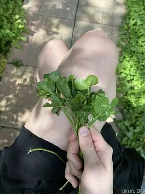 blissfulellie / Ellie Burns / EllieBlissful nude photo #0090