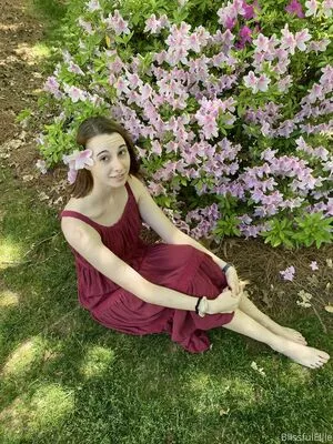 blissfulellie / Ellie Burns / EllieBlissful nude photo #0106