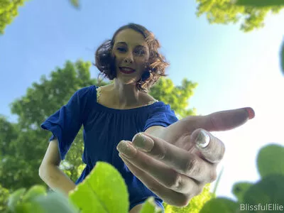 blissfulellie / Ellie Burns / EllieBlissful nude photo #0187