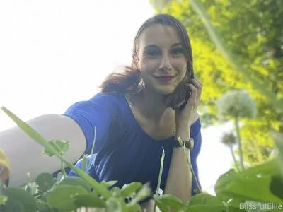 blissfulellie / Ellie Burns / EllieBlissful nude photo #0198