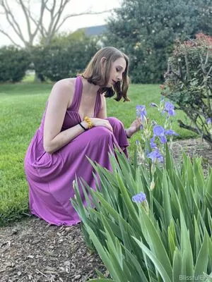 blissfulellie / Ellie Burns / EllieBlissful nude photo #0224