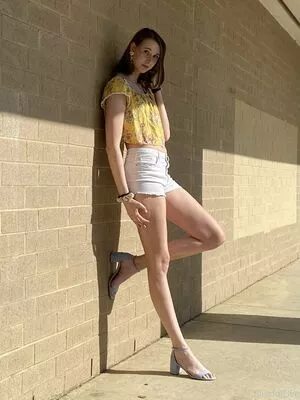 blissfulellie / Ellie Burns / EllieBlissful nude photo #0268