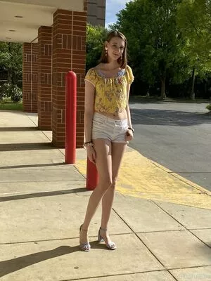 blissfulellie / Ellie Burns / EllieBlissful nude photo #0272