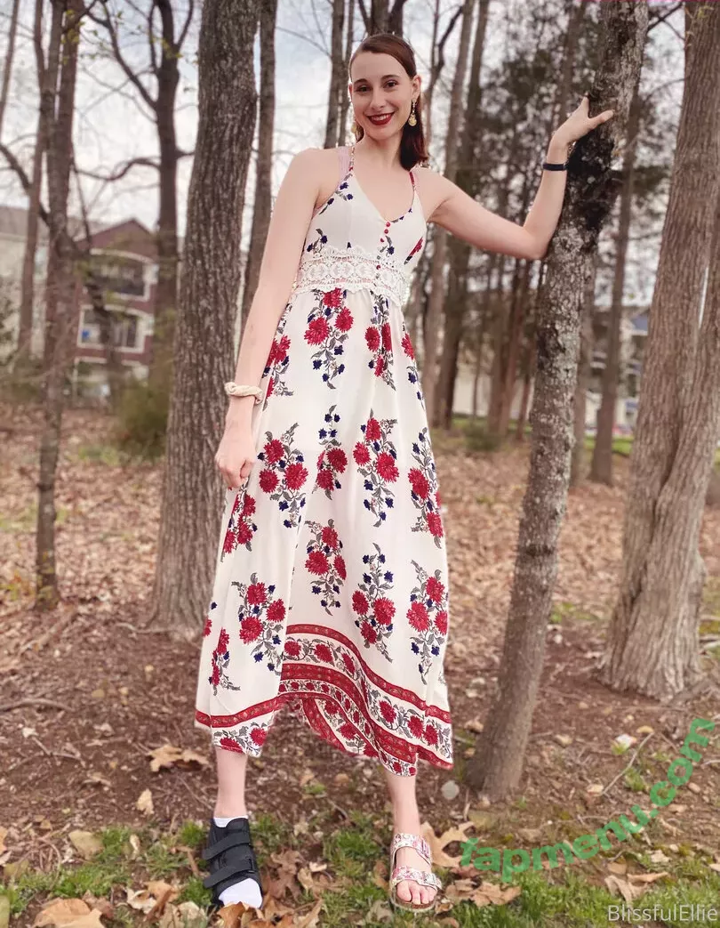 blissfulellie nude photo #0009 (Ellie Burns / EllieBlissful)