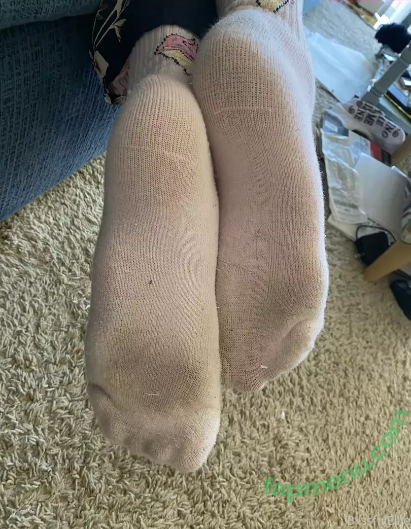 blissfulellie nude photo #0024 (Ellie Burns / EllieBlissful)